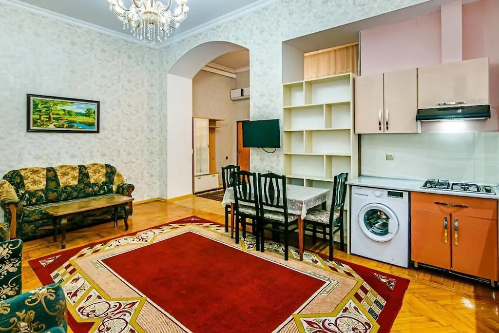 Apartment Fsincan House Centre 3 Room Baku